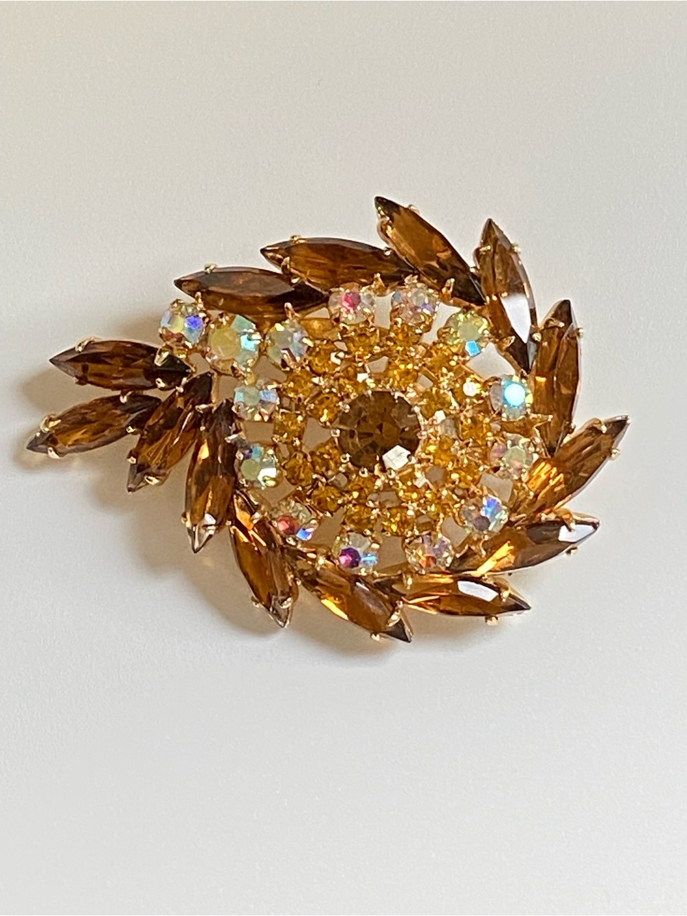 Vintage 1960s Amber Topaz & AB Rhinestone 3D Layered Starburst/Wreath Brooch
